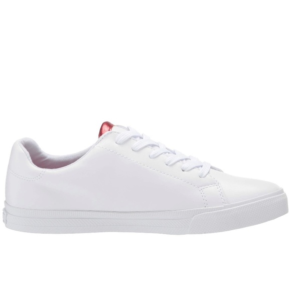 Lonia - Picture 7 of 8